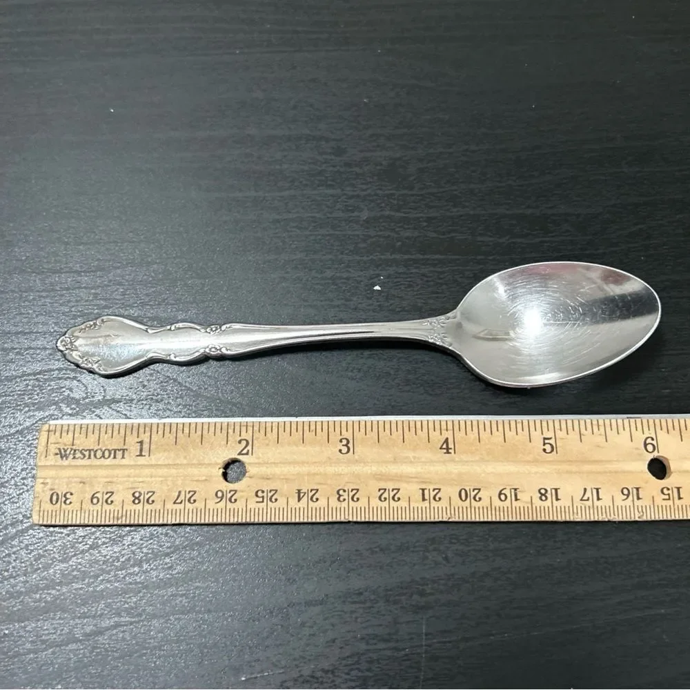 Oneida Cube Stainless Dover Teaspoon 6” & Butter Knife 6 3/4”